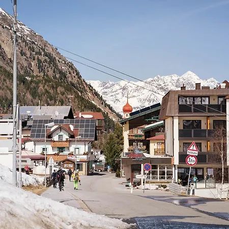 Hotel Macun, Im Oetztal