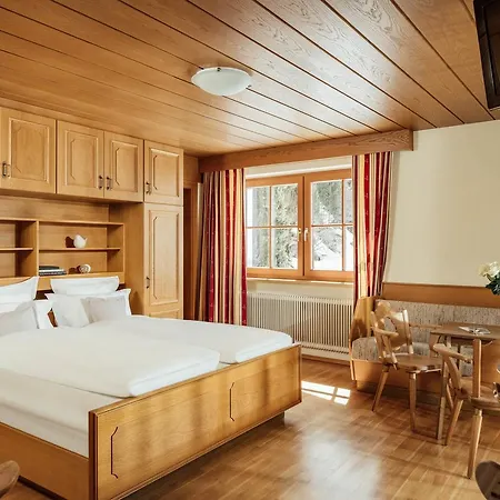 Macun, Im Oetztal 3*