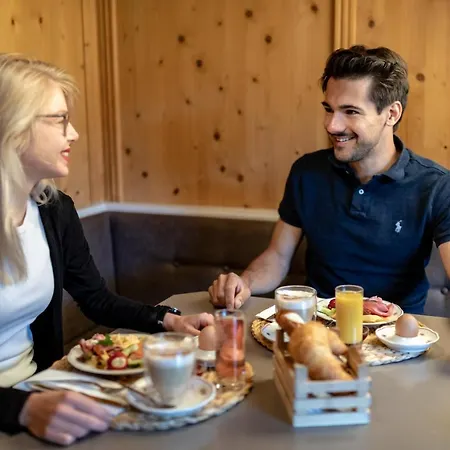 Szálloda Macun, Im Oetztal Vent